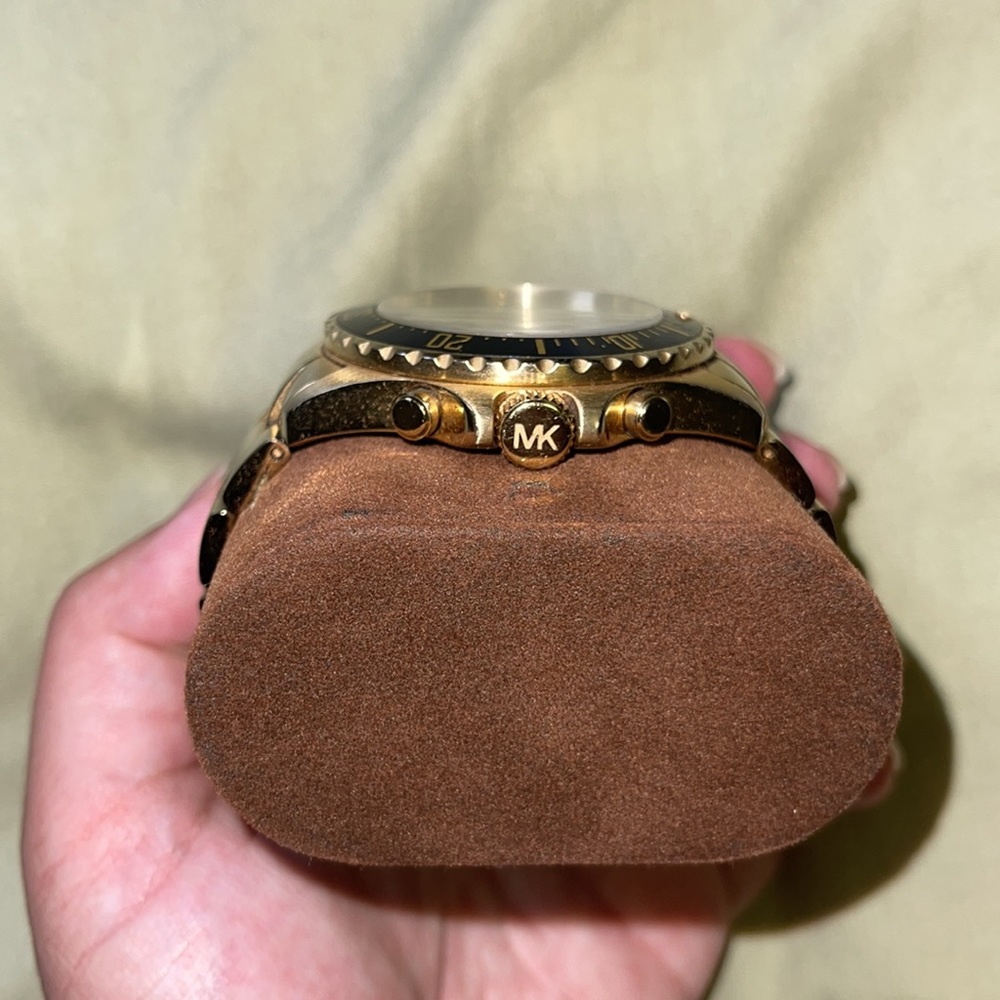 Michael Kors Gold Watch with Blue Face - Picture 4 of 13